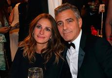 Джулия Робертс станет шефом Джорджа Клуни