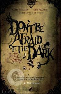 Постер Не бойся темноты