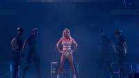 Кадр Britney Spears Live: The Femme Fatale Tour