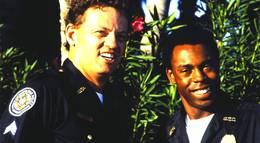 Кадр из фильма "Полицейская академия 5: Место назначения – Майами Бич" - 2